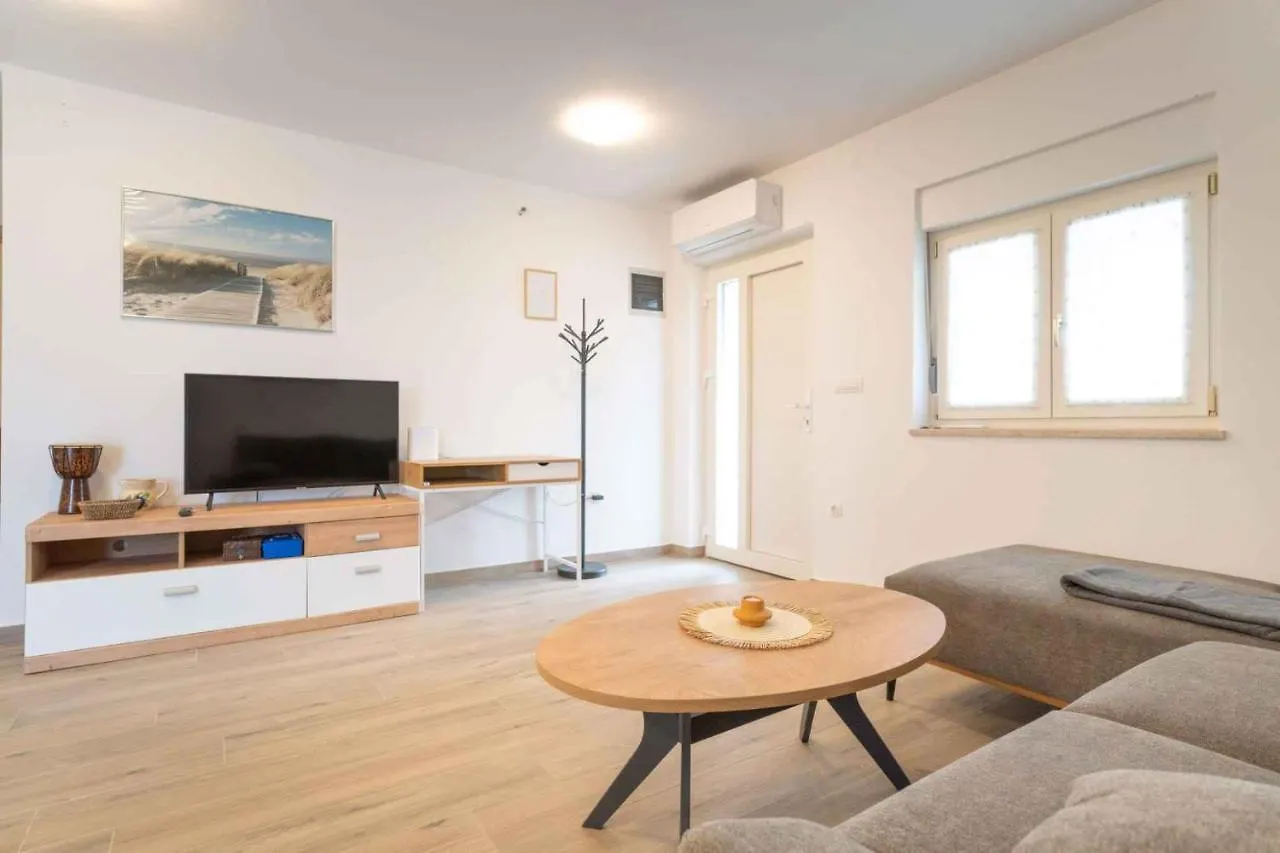 Holiday Home In Rovinj - Istrien 44542